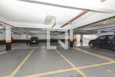 Apartamento à venda com 118m², 3 quartos e 3 vagas Apartamento à venda com 118m², 3 quartos e 3 vagasGaragem