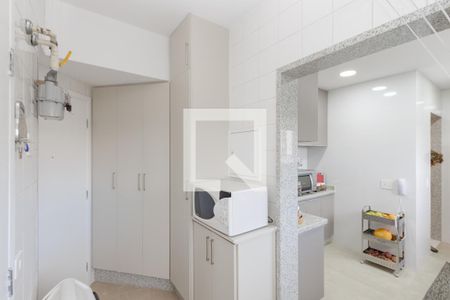 Apartamento à venda com 118m², 3 quartos e 3 vagas Apartamento à venda com 118m², 3 quartos e 3 vagasLavanderia