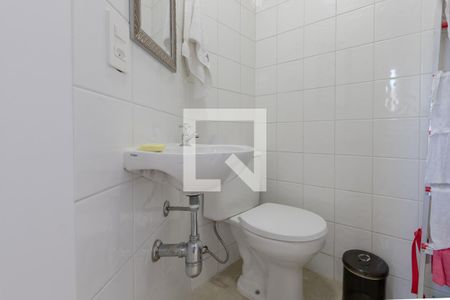 Apartamento à venda com 118m², 3 quartos e 3 vagas Apartamento à venda com 118m², 3 quartos e 3 vagasBanheiro de Serviço