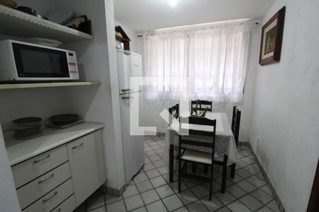 Casa à venda com 493m², 4 quartos e 5 vagasCozinha