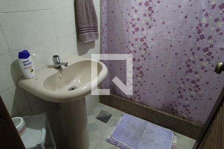 Casa à venda com 493m², 4 quartos e 5 vagasBanheiro - Área de serviço