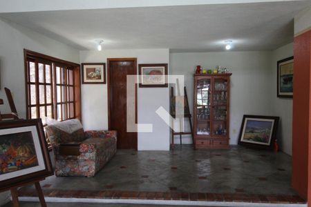 Sala de casa à venda com 4 quartos, 493m² em Jacarepaguá, Rio de Janeiro