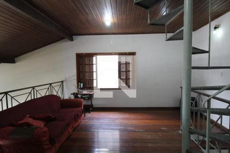 Casa à venda com 493m², 4 quartos e 5 vagasMezanino