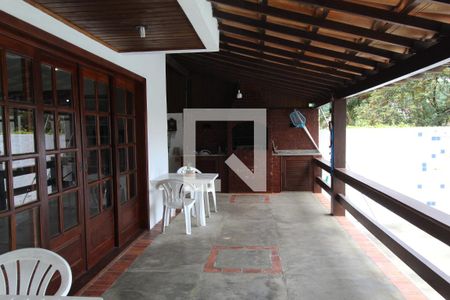 Casa à venda com 493m², 4 quartos e 5 vagasVaranda