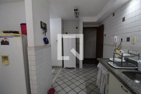 Casa à venda com 493m², 4 quartos e 5 vagasCozinha