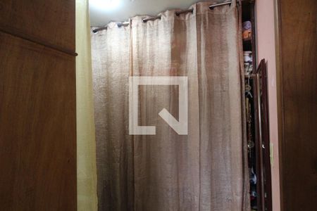 Casa à venda com 493m², 4 quartos e 5 vagasCloset da suíte 1 - Segundo andar