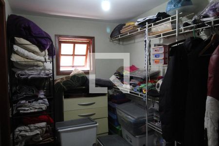Casa à venda com 493m², 4 quartos e 5 vagasCloset da suíte 3 - Segundo andar