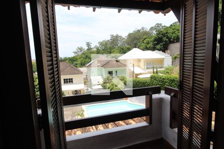 Casa à venda com 493m², 4 quartos e 5 vagasSuíte 1 - Segundo andar