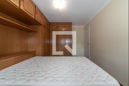 Apartamento à venda com 78m², 2 quartos e 1 vagaQuarto 2