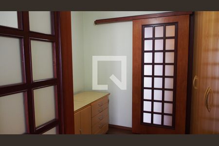 Apartamento à venda com 250m², 4 quartos e 3 vagasEscritório