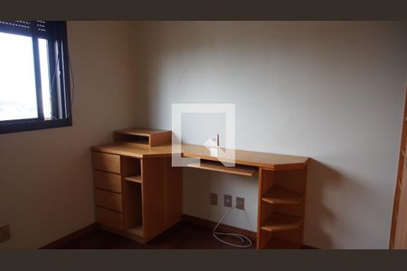 Apartamento à venda com 250m², 4 quartos e 3 vagasQuarto 3