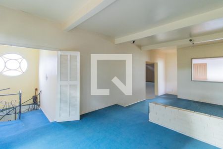 Casa à venda com 240m², 4 quartos e 5 vagasSala 2