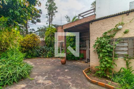 Casa à venda com 240m², 4 quartos e 5 vagasQuintal