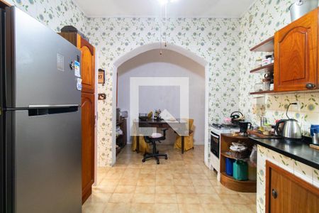 Casa à venda com 240m², 4 quartos e 5 vagasCozinha e Área de Serviço 1