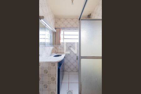 Casa à venda com 240m², 4 quartos e 5 vagasBanheiro Corredor 2