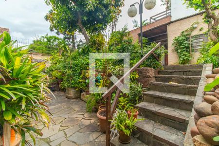 Casa à venda com 240m², 4 quartos e 5 vagasQuintal