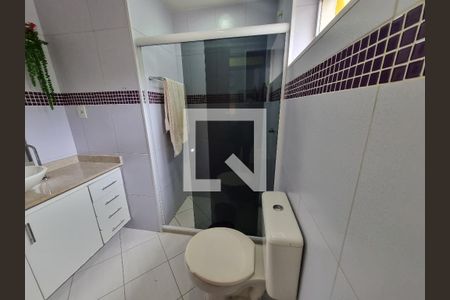 Casa para alugar com 59m², 2 quartos e 1 vaga Casa para alugar com 59m², 2 quartos e 1 vagaBanheiro