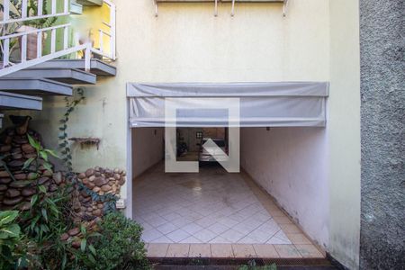 Casa à venda com 200m², 3 quartos e 6 vagasEntrada