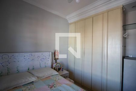 Casa à venda com 200m², 3 quartos e 6 vagasSuíte