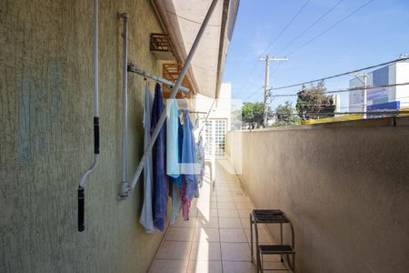 Casa à venda com 200m², 3 quartos e 6 vagasCorredor