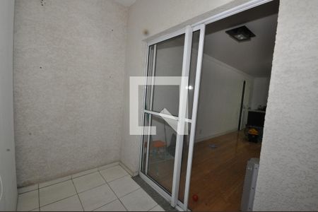 Sacada Sala de apartamento para alugar com 3 quartos, 64m² em Jardim Modelo, São Paulo