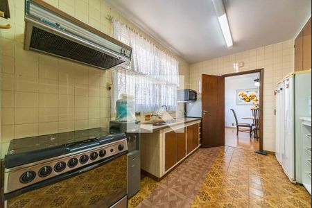 Apartamento à venda com 276m², 5 quartos e 3 vagasCozinha 