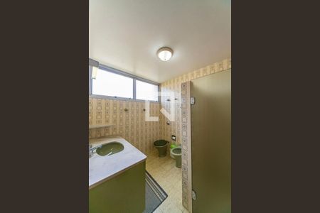 Apartamento à venda com 276m², 5 quartos e 3 vagasBanheiro do Quarto 1