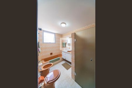 Apartamento à venda com 276m², 5 quartos e 3 vagasBanheiro do Quarto 4