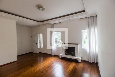 Sala de casa de condomínio para alugar com 5 quartos, 400m² em Alphaville, Santana de Parnaíba