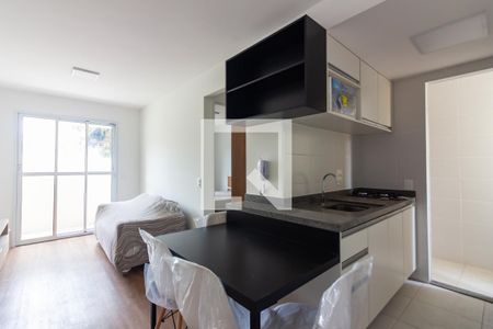 Sala  de apartamento para alugar com 1 quarto, 34m² em Km 18, Osasco