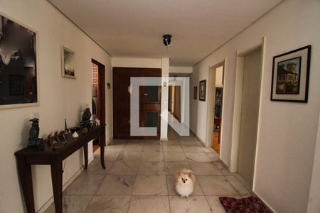 Hall de entrada de apartamento à venda com 4 quartos, 280m² em Farroupilha, Porto Alegre