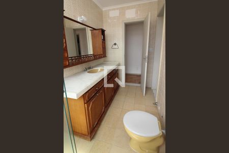 Apartamento à venda com 280m², 4 quartos e 1 vagaBanheiro da Suíte 2