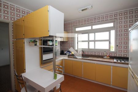 Apartamento à venda com 280m², 4 quartos e 1 vagaCozinha
