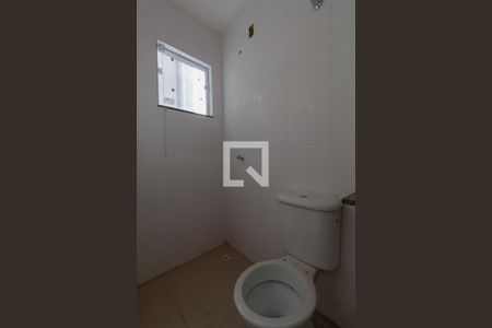 Banheiro Suíte 1 de casa de condomínio para alugar com 2 quartos, 100m² em Jardim Maringa, São Paulo