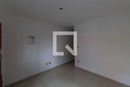 Sala  de casa de condomínio para alugar com 2 quartos, 100m² em Jardim Maringa, São Paulo