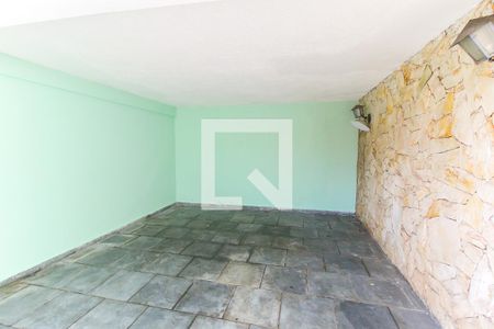 Garagem de casa à venda com 3 quartos, 180m² em Jardim Nossa Senhora do Carmo, São Paulo