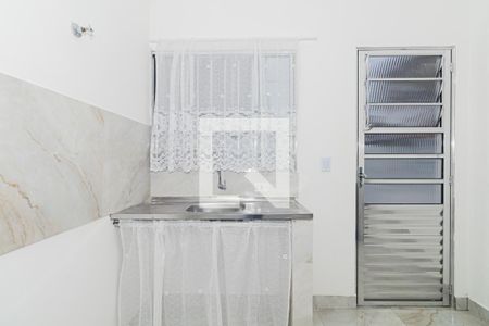 Cozinha de apartamento para alugar com 1 quarto, 34m² em Vila Gustavo, São Paulo
