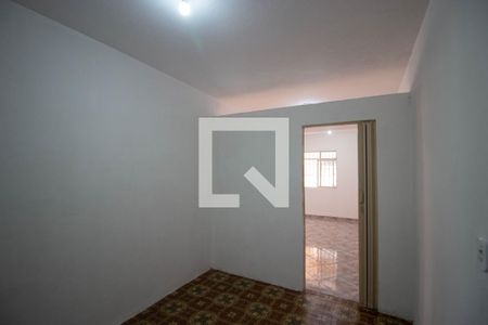Quarto 1 de casa para alugar com 2 quartos, 150m² em Vila Taquari, São Paulo
