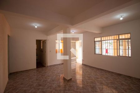 Sala de casa para alugar com 2 quartos, 150m² em Vila Taquari, São Paulo