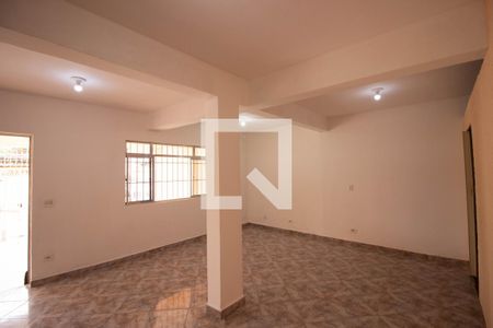 Sala de casa para alugar com 2 quartos, 150m² em Vila Taquari, São Paulo