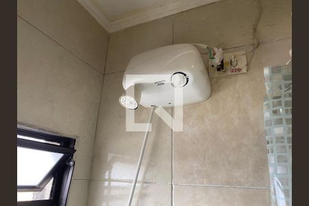 Banheiro da Suíte de casa para alugar com 3 quartos, 200m² em Parque Jabaquara, São Paulo