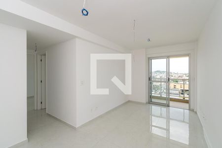 Sala de apartamento para alugar com 2 quartos, 56m² em Vila da Penha, Rio de Janeiro