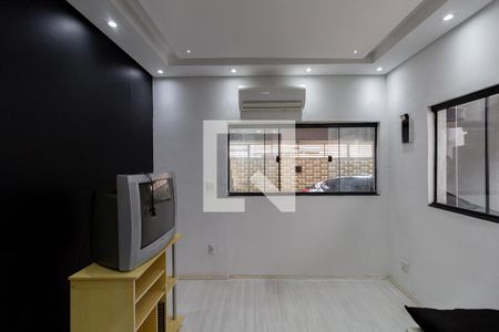 Sala de casa à venda com 2 quartos, 110m² em Jardim Ponte Rasa, São Paulo