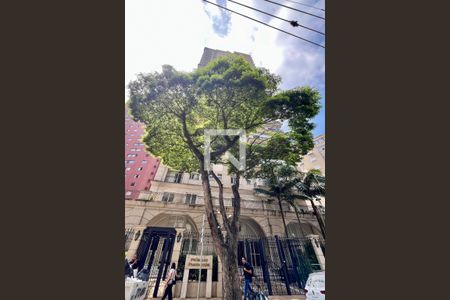 Apartamento à venda com 290m², 4 quartos e 4 vagasFachada