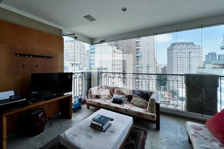 Apartamento à venda com 290m², 4 quartos e 4 vagasVaranda