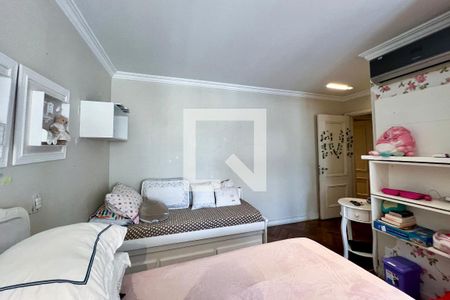 Apartamento à venda com 290m², 4 quartos e 4 vagasSuíte 3