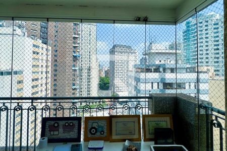 Apartamento à venda com 290m², 4 quartos e 4 vagasVista