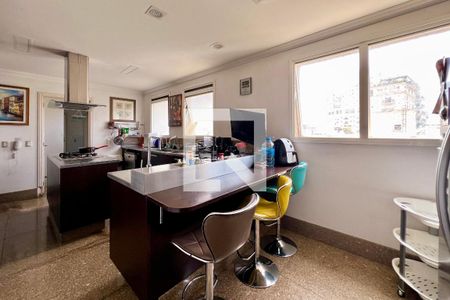 Apartamento à venda com 290m², 4 quartos e 4 vagasCozinha