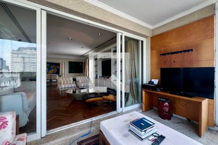 Apartamento à venda com 290m², 4 quartos e 4 vagasVaranda