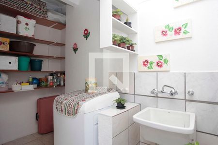 Apartamento à venda com 110m², 2 quartos e sem vagaCozinha + Área de Serviço com Despensa